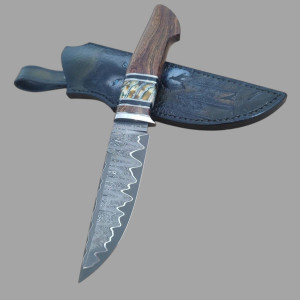 МОРСЬКИЙ БЕРЕГ ніж ручної роботи майстра студії MV Knify, сталь K390™ в обкладках нержавіючого дамаску, 63 HRC